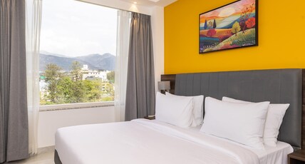 HiStays @ Rajpur Road Room Type - Club Room with city view