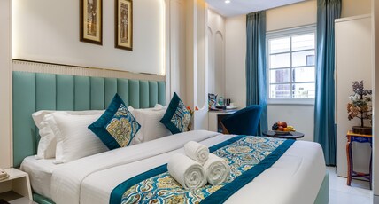 The Western Grand - A Luxury Hotel - Just 6 Mins from CP and New Delhi Station Room Type - Superior Deluxe Room