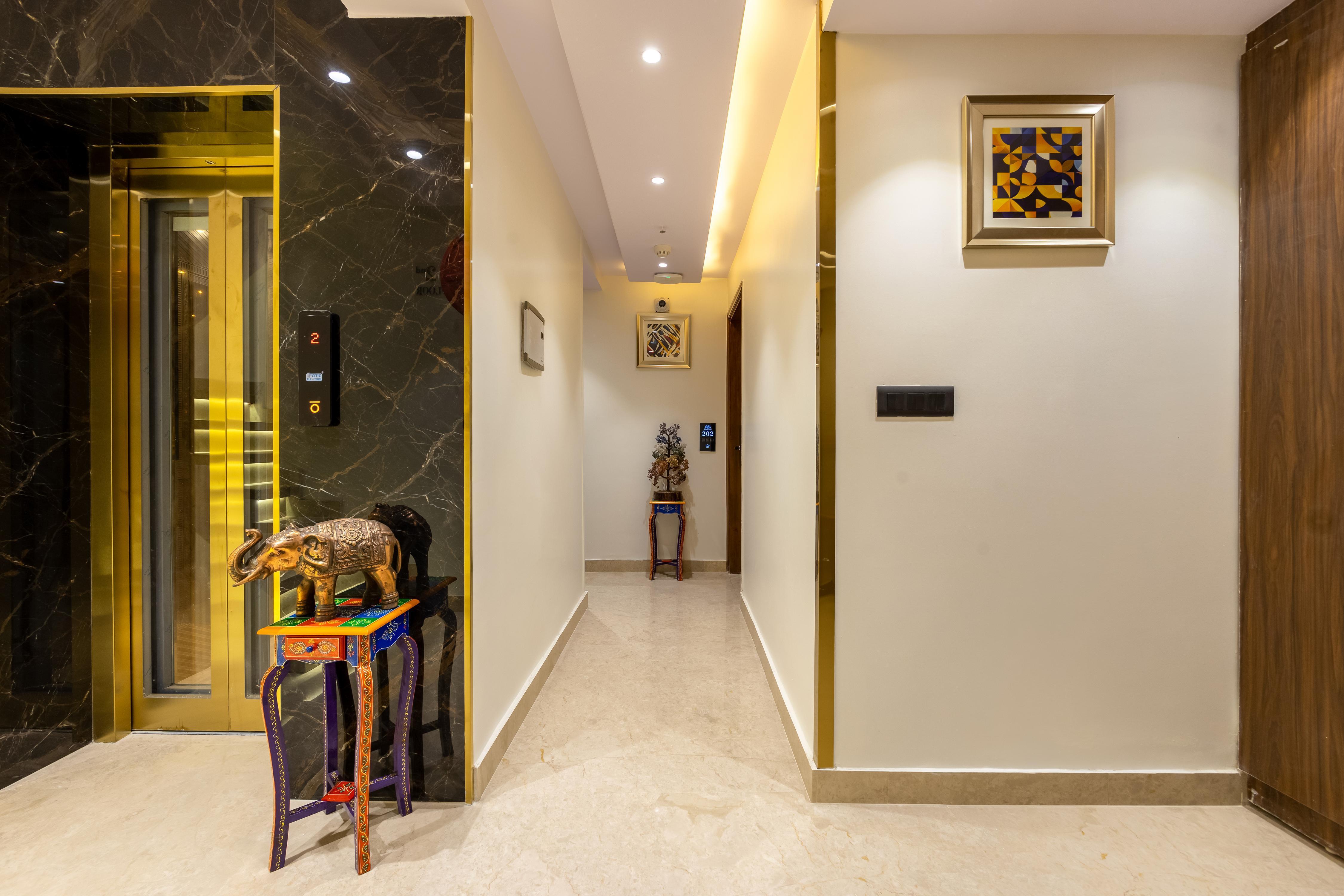 The Western Grand - A Luxury Hotel - Just 6 Mins from CP and New Delhi Station - Tap to explore photos