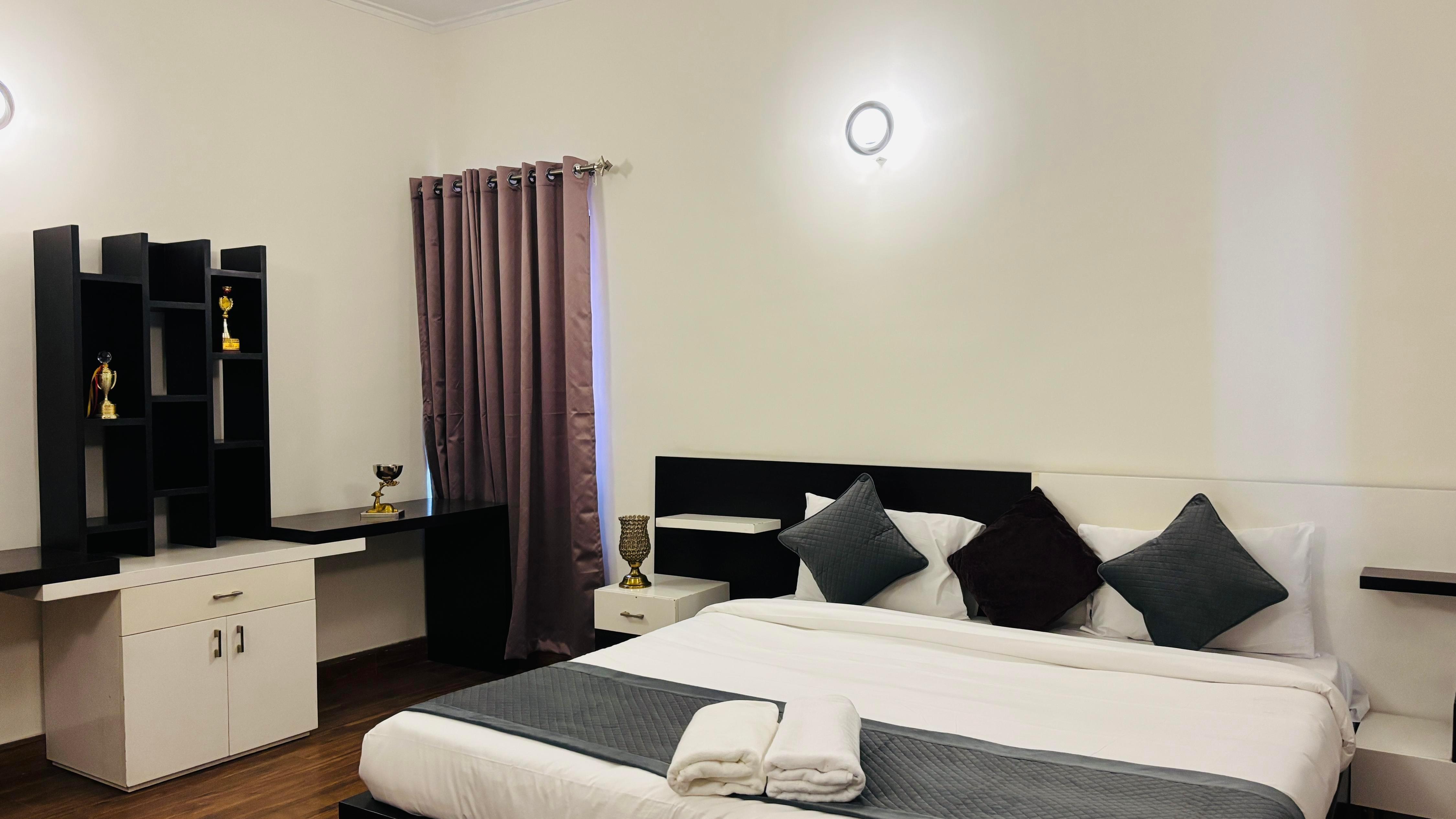 Kothari House - Tap to explore photos