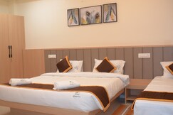 Relax Inn Suites & Rooms