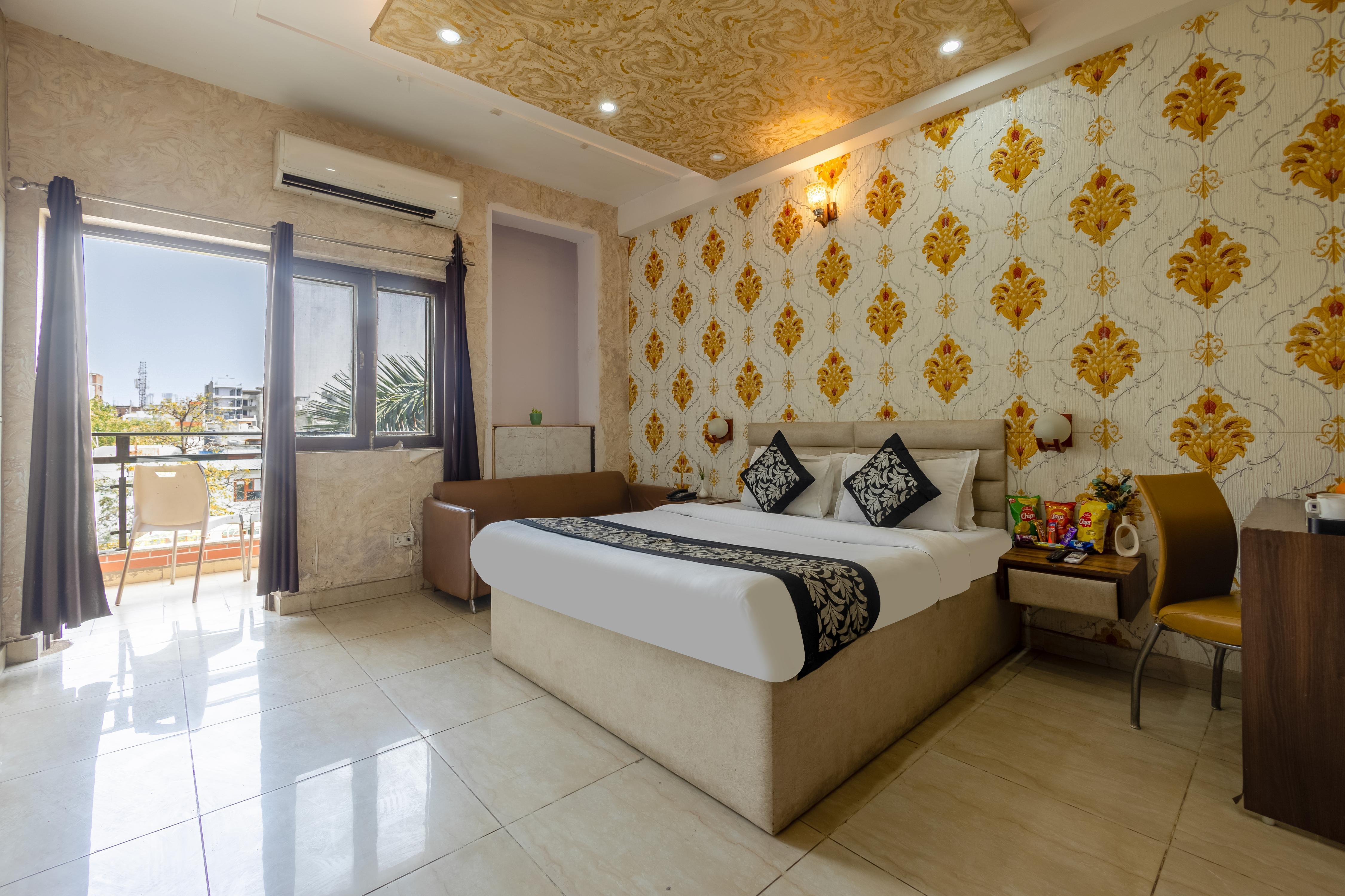 Hotel Vybe stay Room Type - Deluxe Room with City View