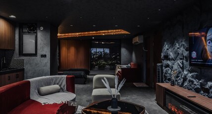 Vraksh Living Room Type - The Amber Suite