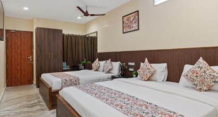 Veeras Inn Room Type - Family Plus