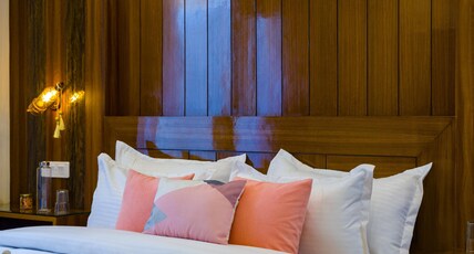 Pine Shadow Ville Shimla Room Type - Luxury Valley View Room with Balcony