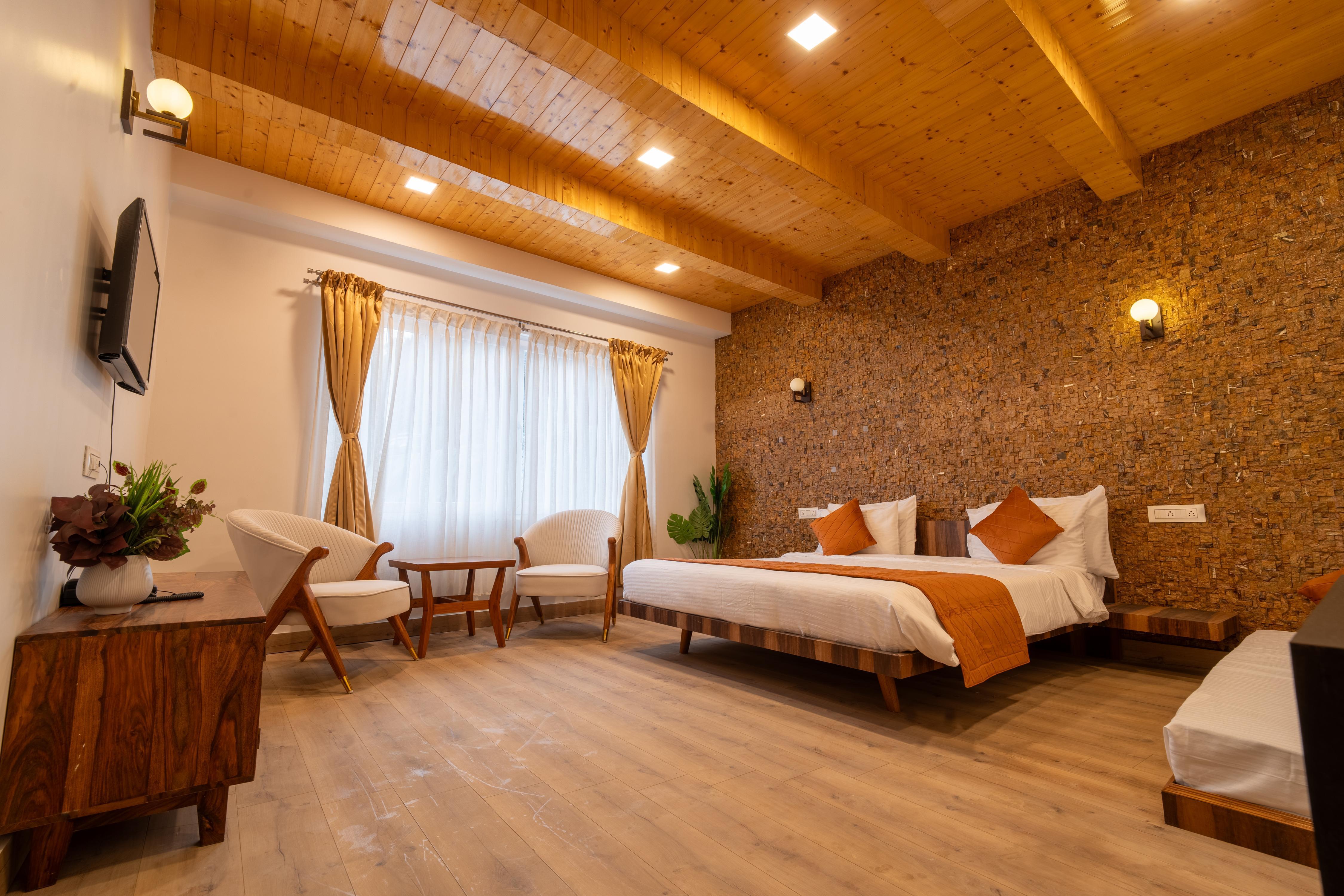 Hotel Padmayane Retreat Room Type - Premiun family room with Jacuzzi Hotel Padmayane Retreat Room Type - Premiun family room with Jacuzzi