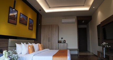 The Murti Hotel & Banquets Room Type - Premium Suite