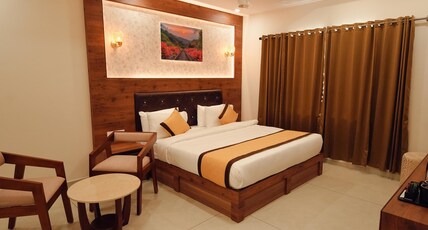 Green View Suites Room Type - Deluxe Room