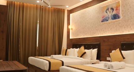 Green View Suites Room Type - Double Deluxe