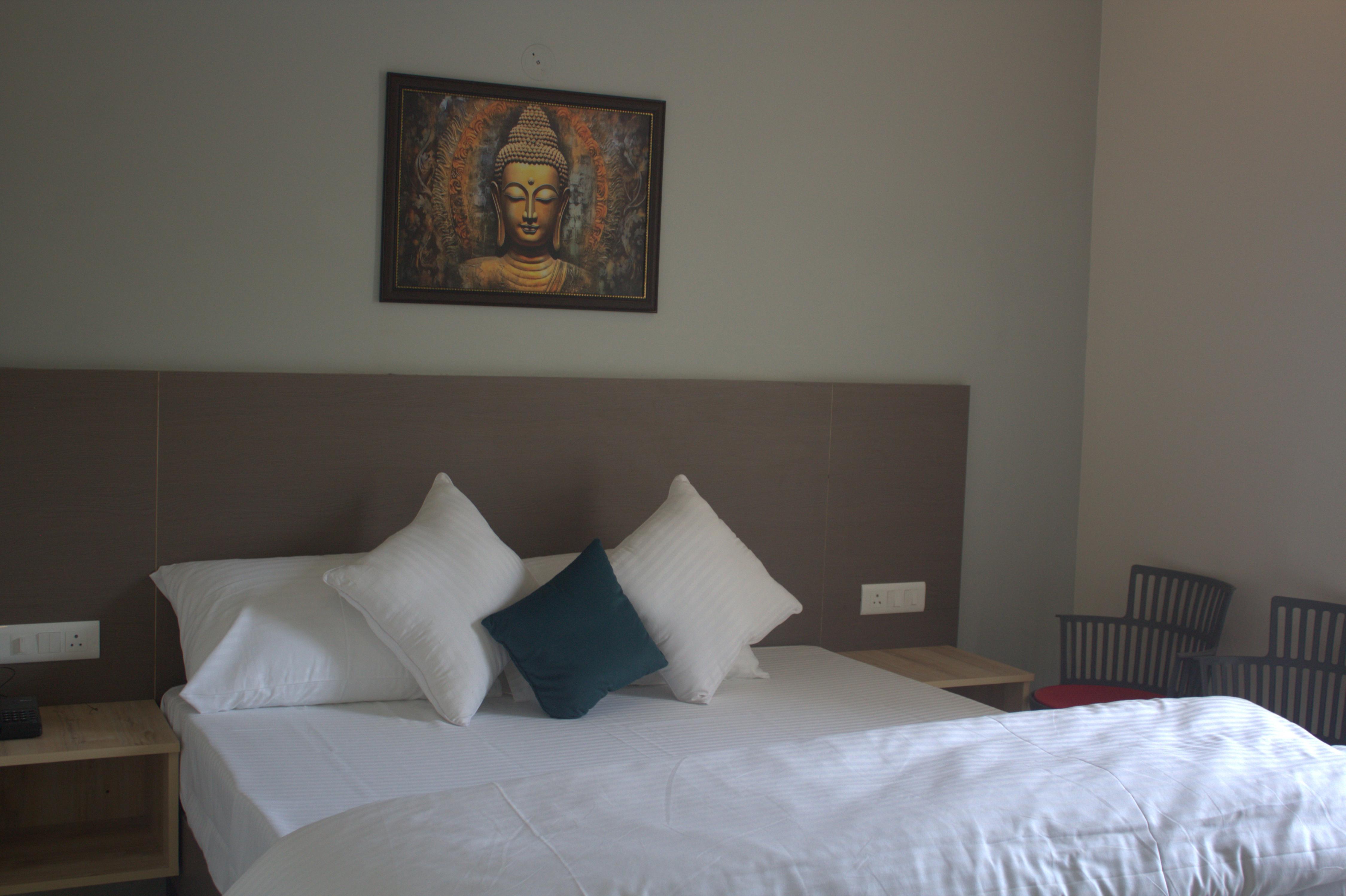 Starry Hills Resort Room Type - Super Deluxe Double Bedroom