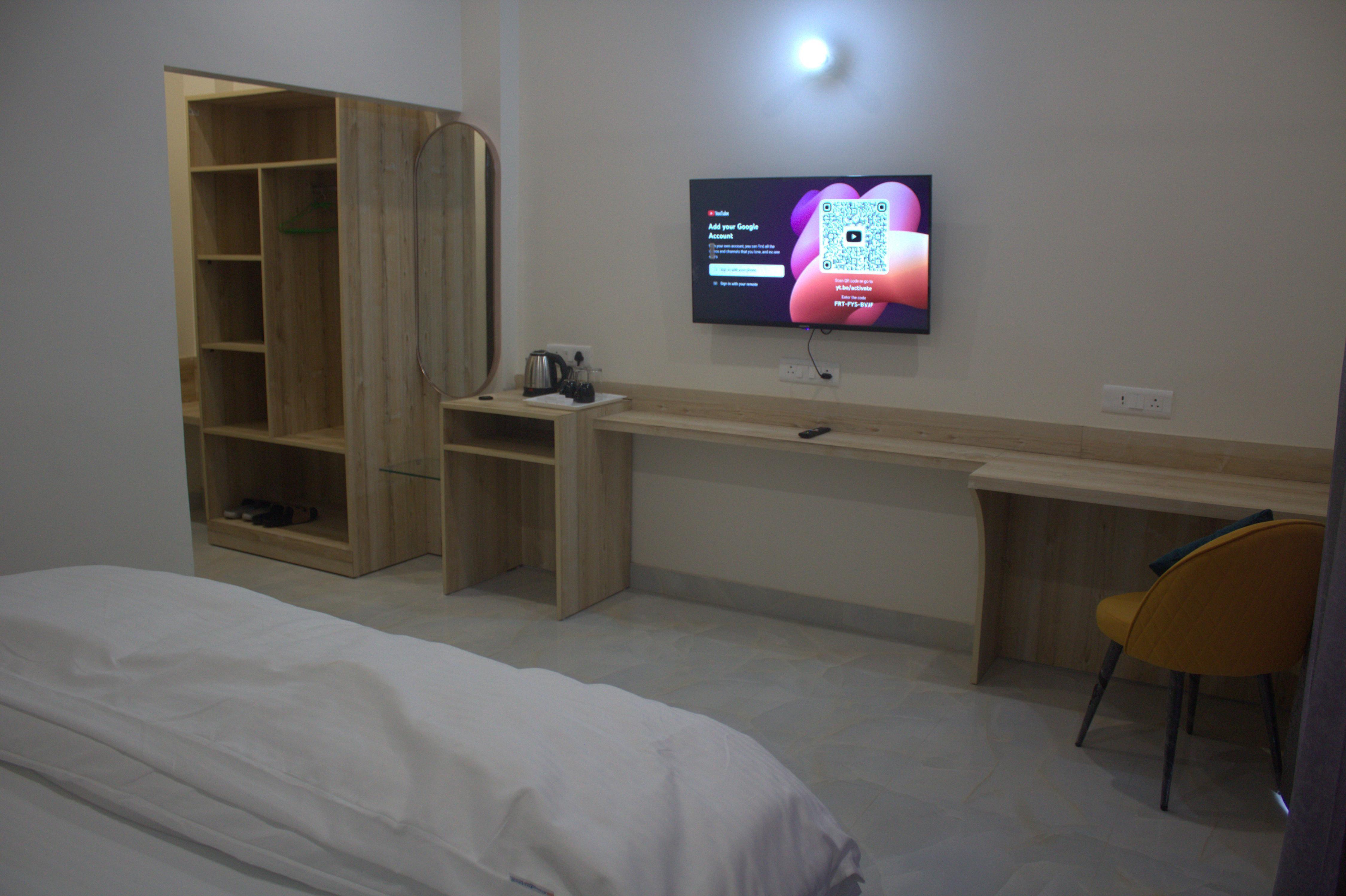 Starry Hills Resort - Tap to explore photos