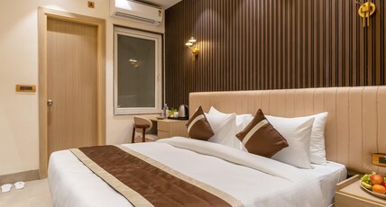 Hotel Silver Star Room Type - Deluxe Room with Air Conditioning