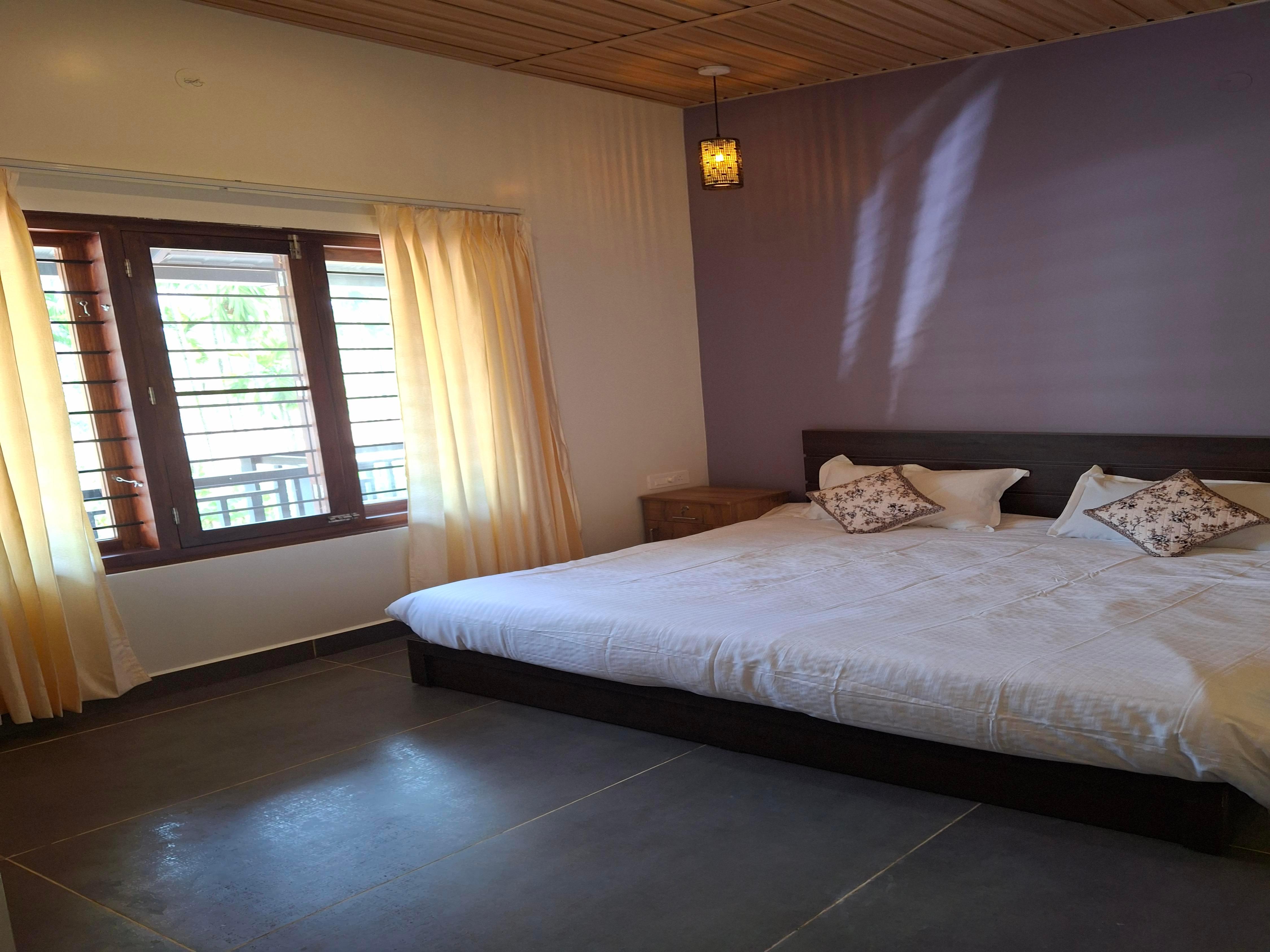 Evara Stays Coorg Room Type - Bedroom 2