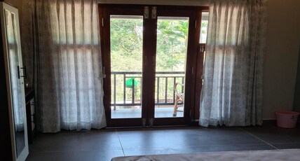 Evara Stays Coorg Room Type - Bedroom 3