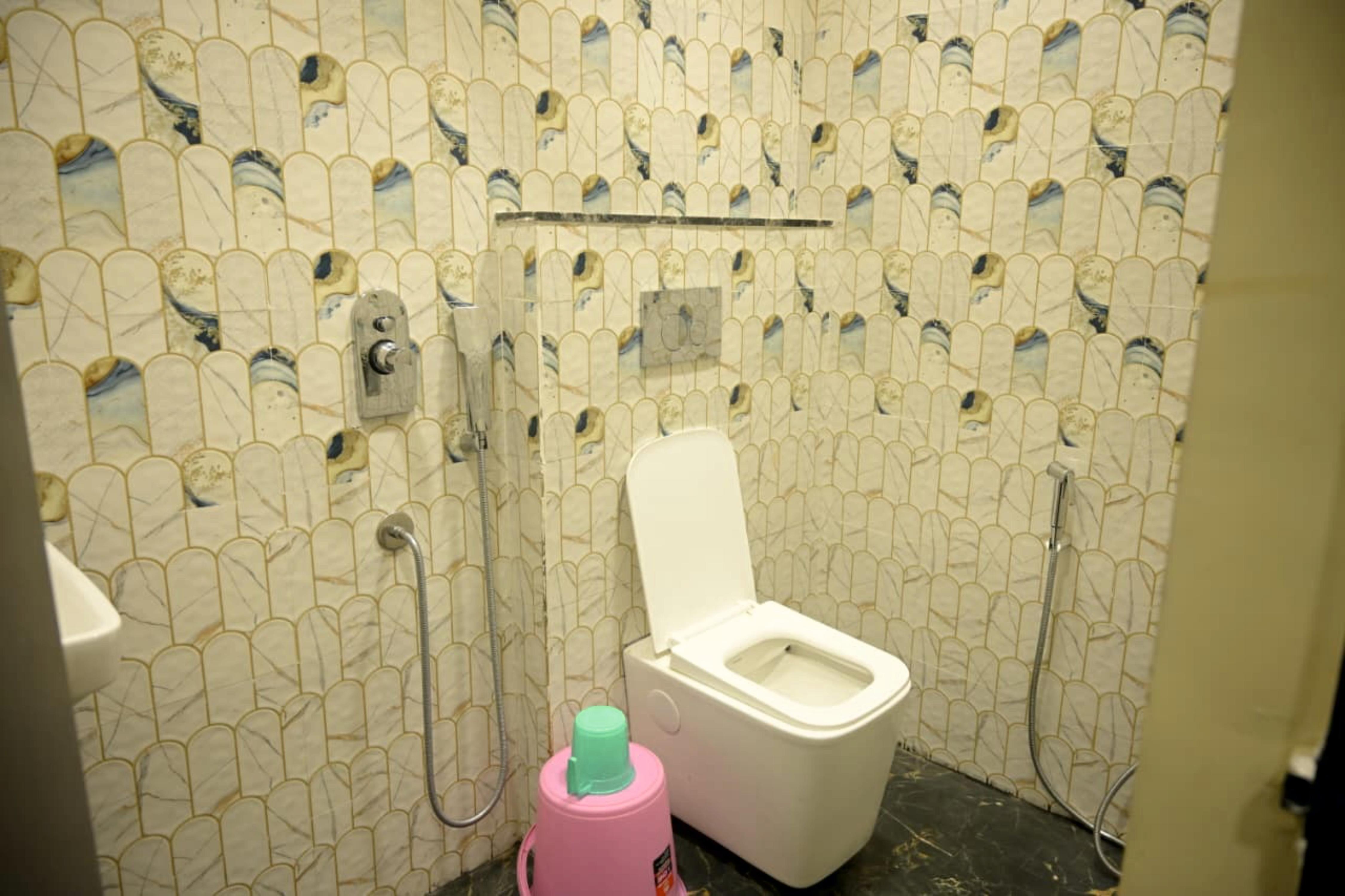 hotel nemi residency - Tap to explore photos