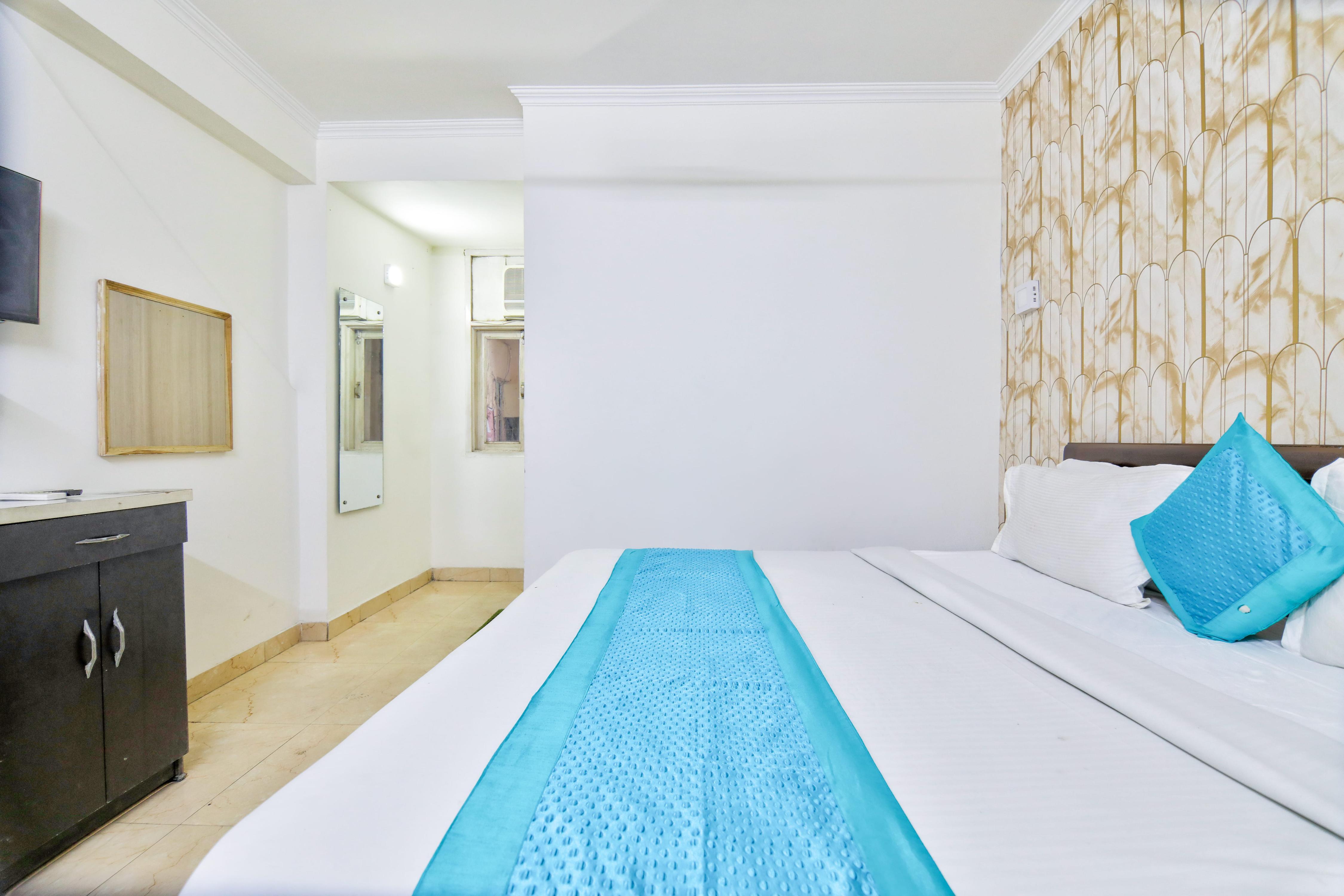 Hotel Annexe - Tap to explore photos