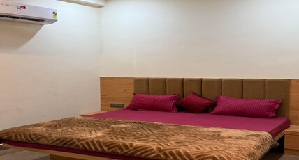 Krishnam Home Stay & Rooms Room Type - Standard Deluxe Room