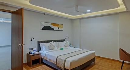 Click Collection Aster, Raja Park - Jaipur Room Type - Executive Room
