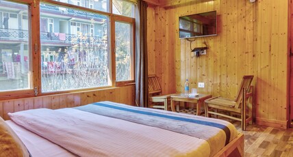 Shaina Hotel and Cottage Room Type - Cottage Super Deluxe Room with Balcony