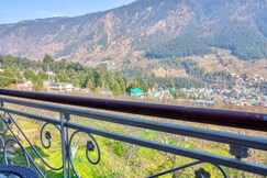 Shaina Guest House