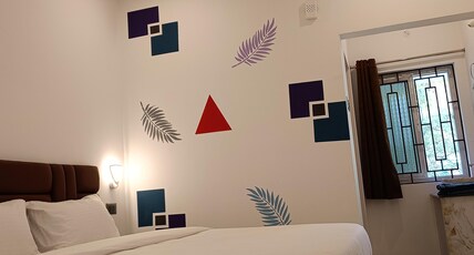 Raj bavan Room Type - Deluxe Room 4