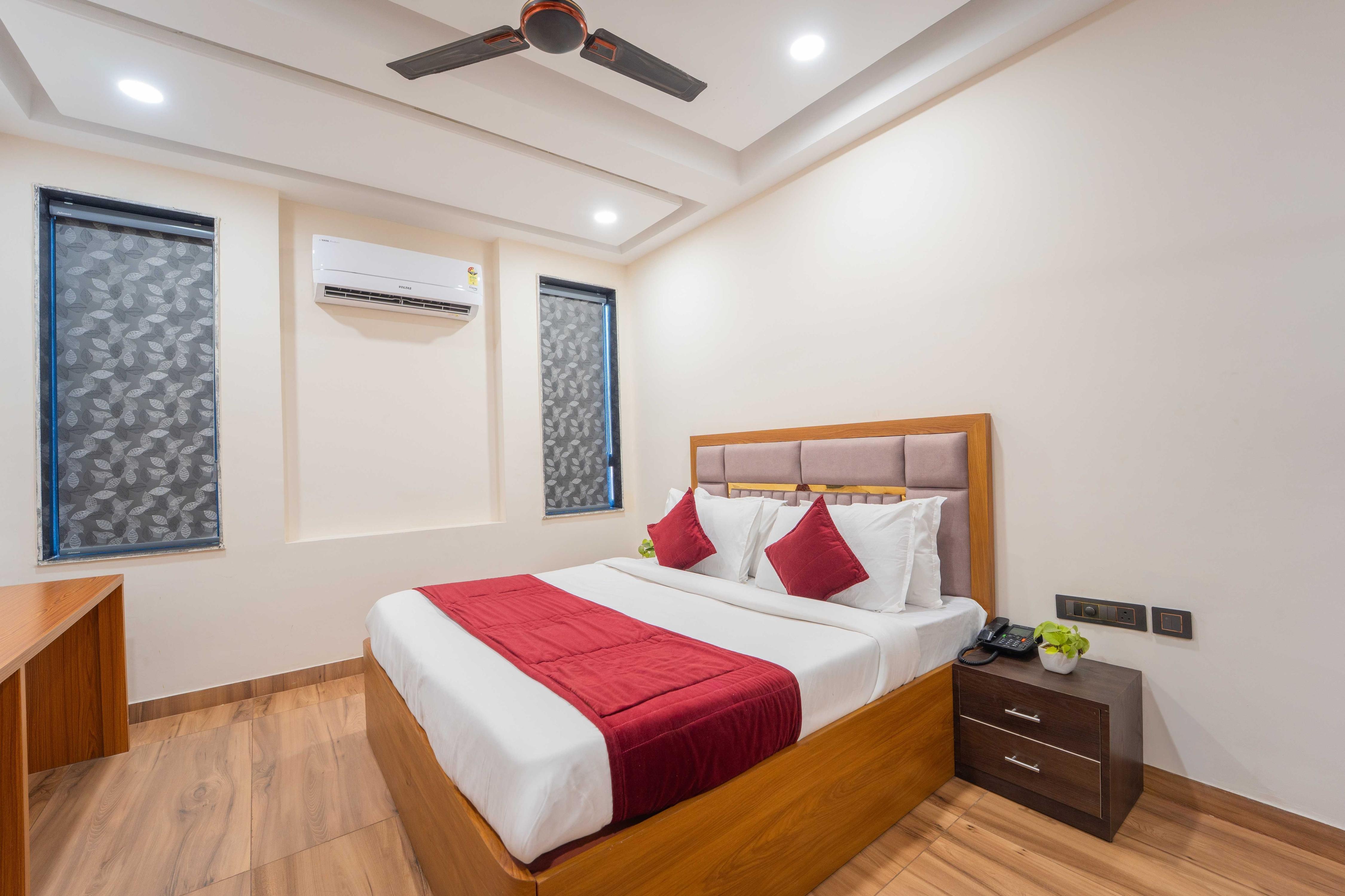 Townhouse Hotel Shipra Path Room Type - Classic