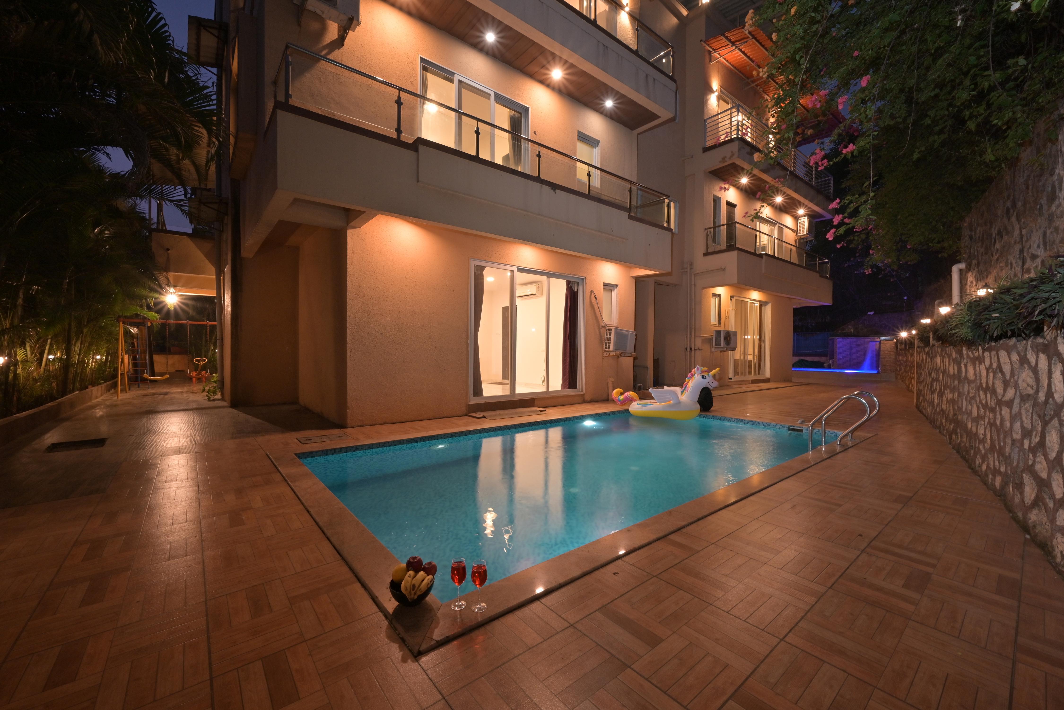 S2 Premium 4BHK Villa Lonavala Swimming & jacuzzi