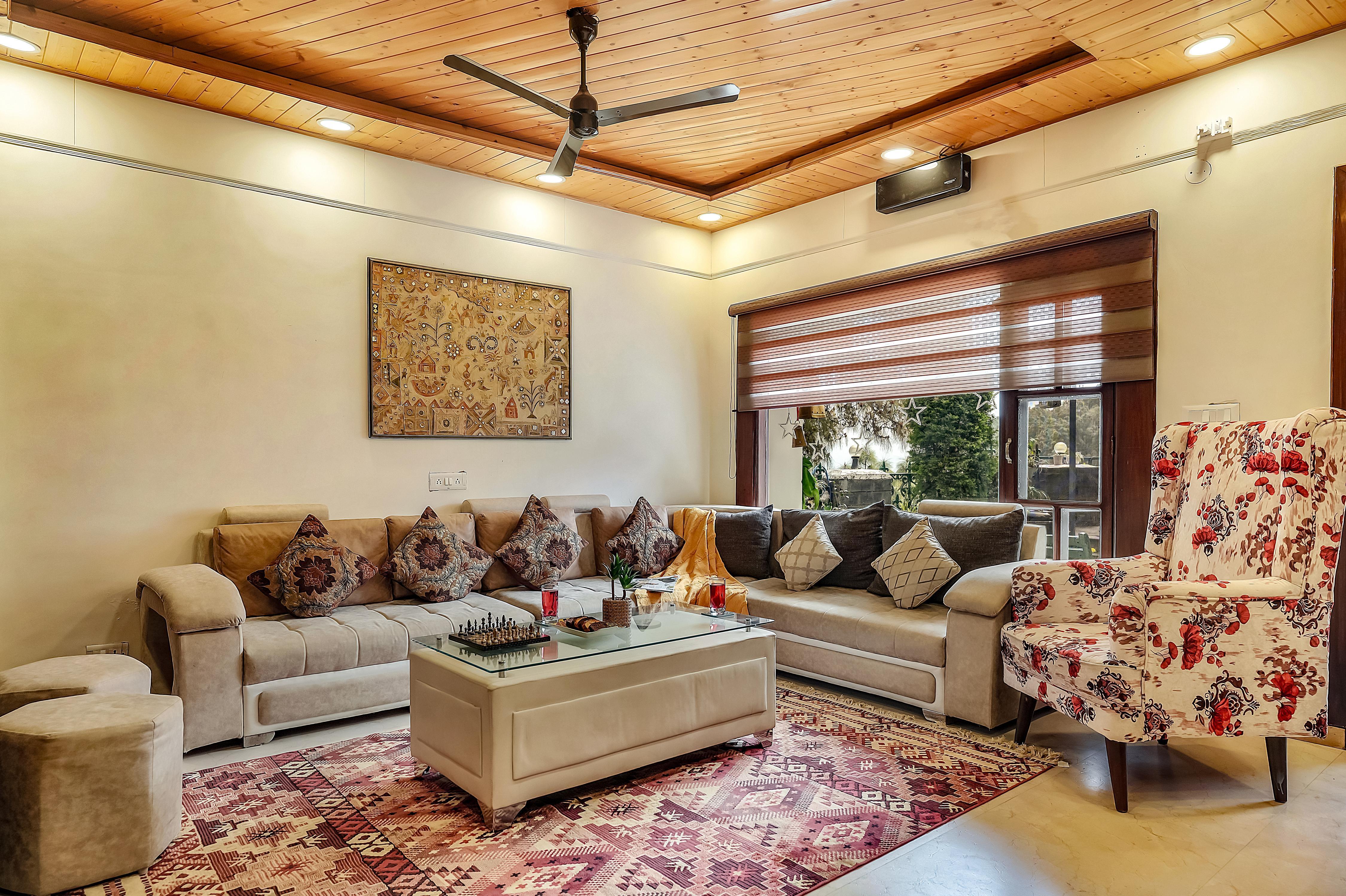 ELIVAAS Signature Aaram Bagh 4 BHK Escape Amid Pine Forest & Valley View - Tap to explore photos