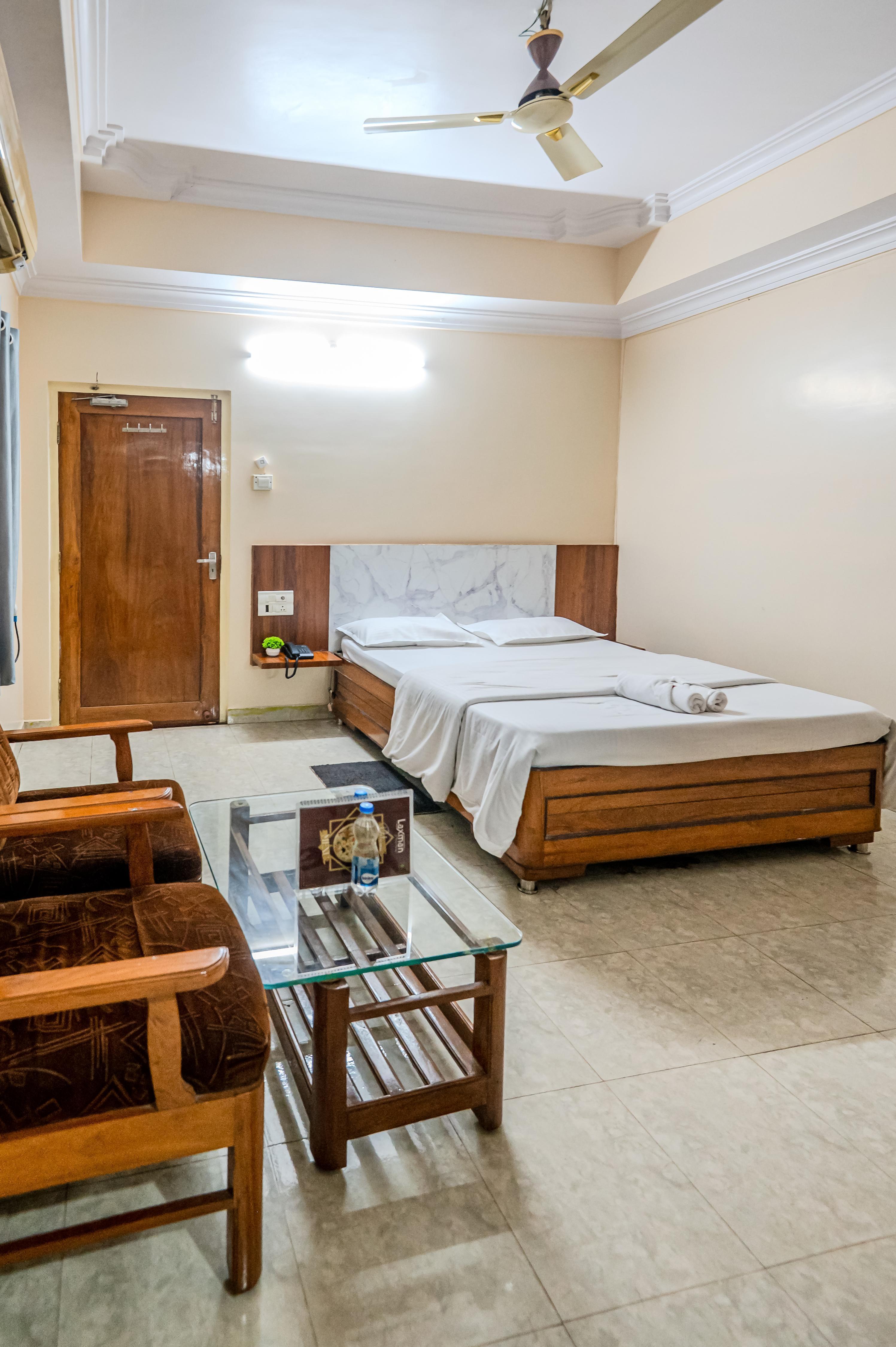 Hotel Laxman Avenue - Tap to explore photos