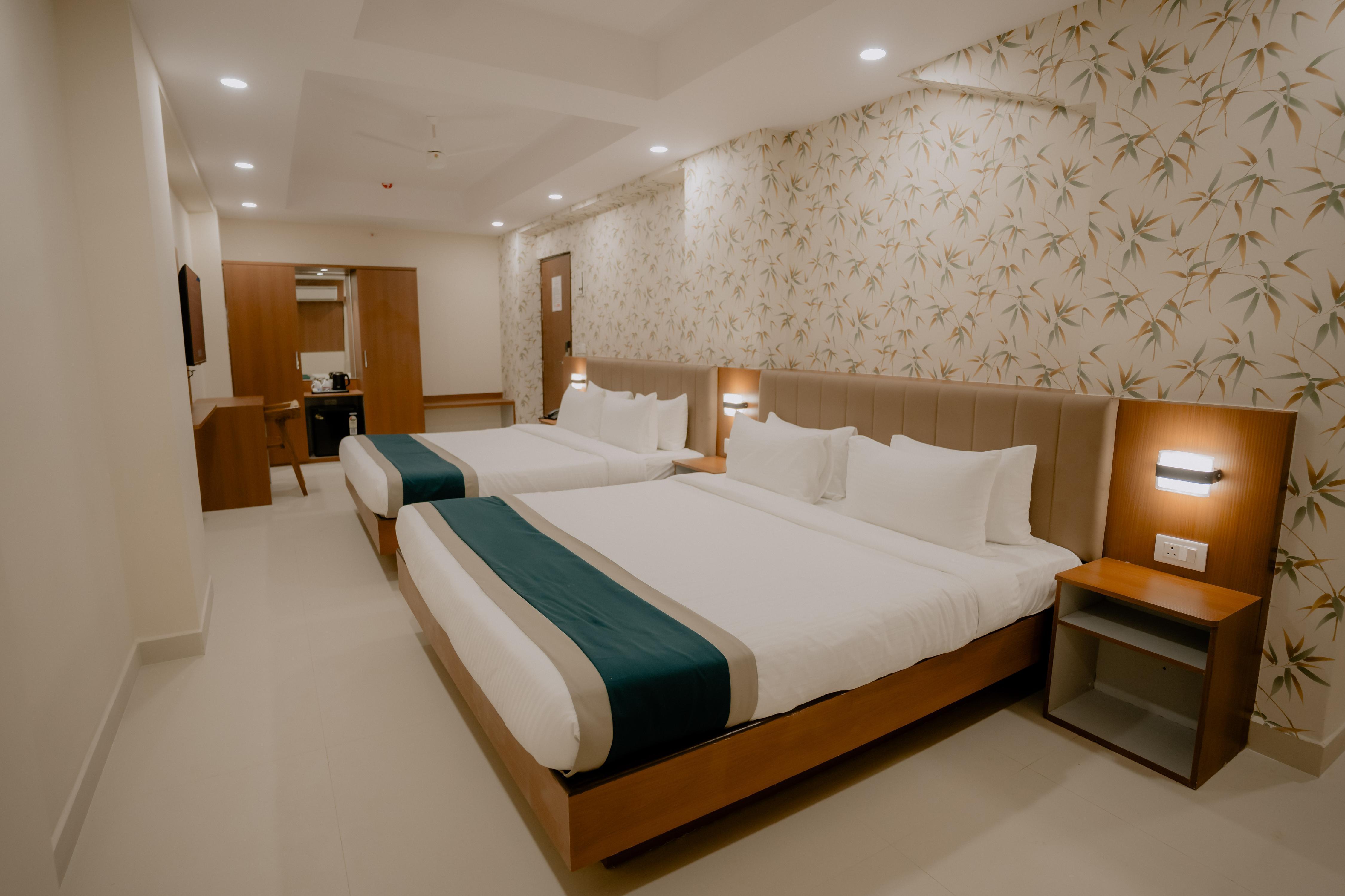 Hotel Eagle Empire Room Type - Executive Grand Room