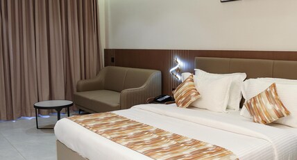 King's Kraft Shubh Hotel Room Type - Studio Room with Balcony