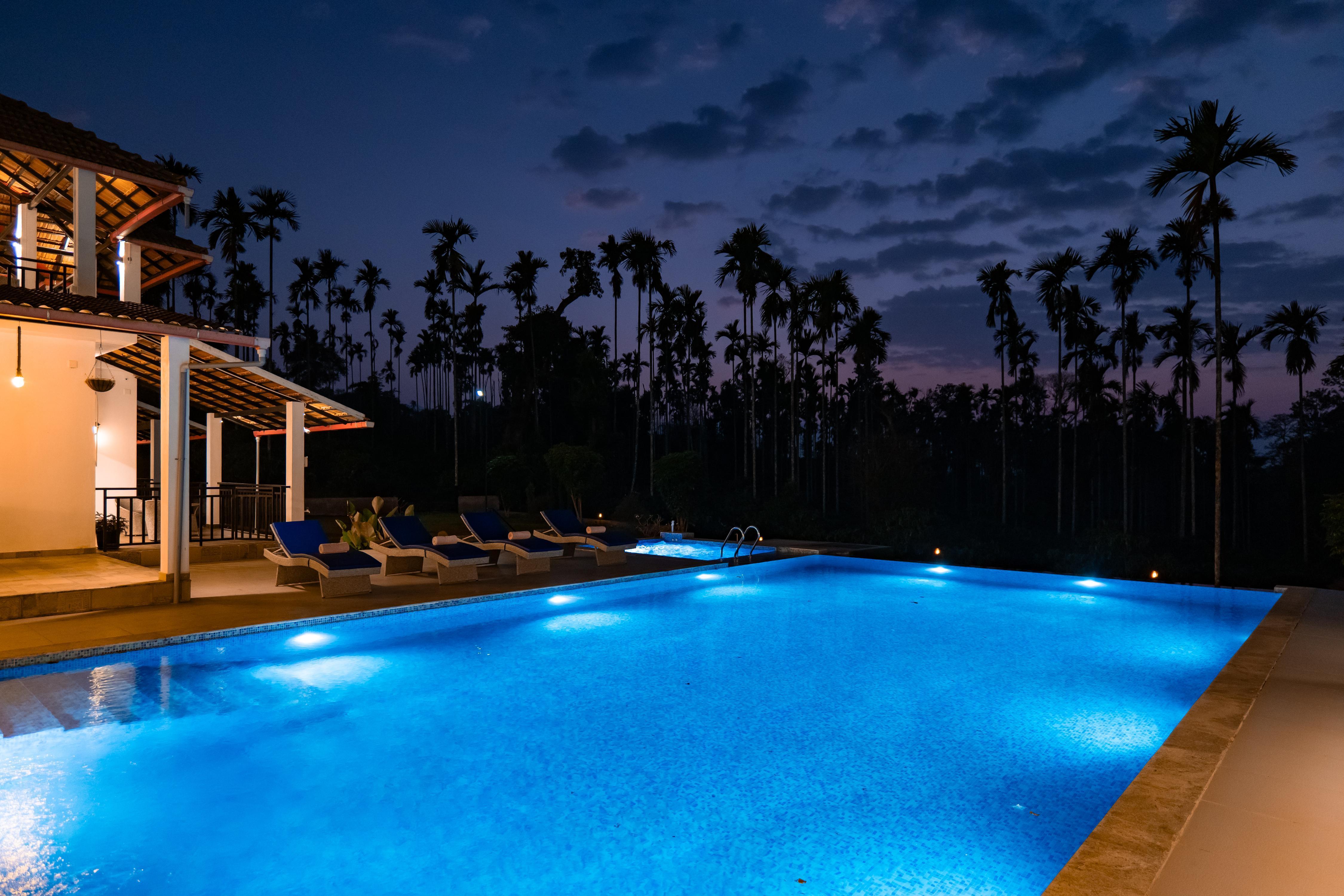 ELIVAAS Tranquility | 5 BHK Villa With Pool, Jacuzzi & Garden Area - Tap to explore photos