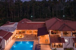 ELIVAAS Signature Tranquility | 5 BHK Villa With Pool, Jacuzzi & Garden Area