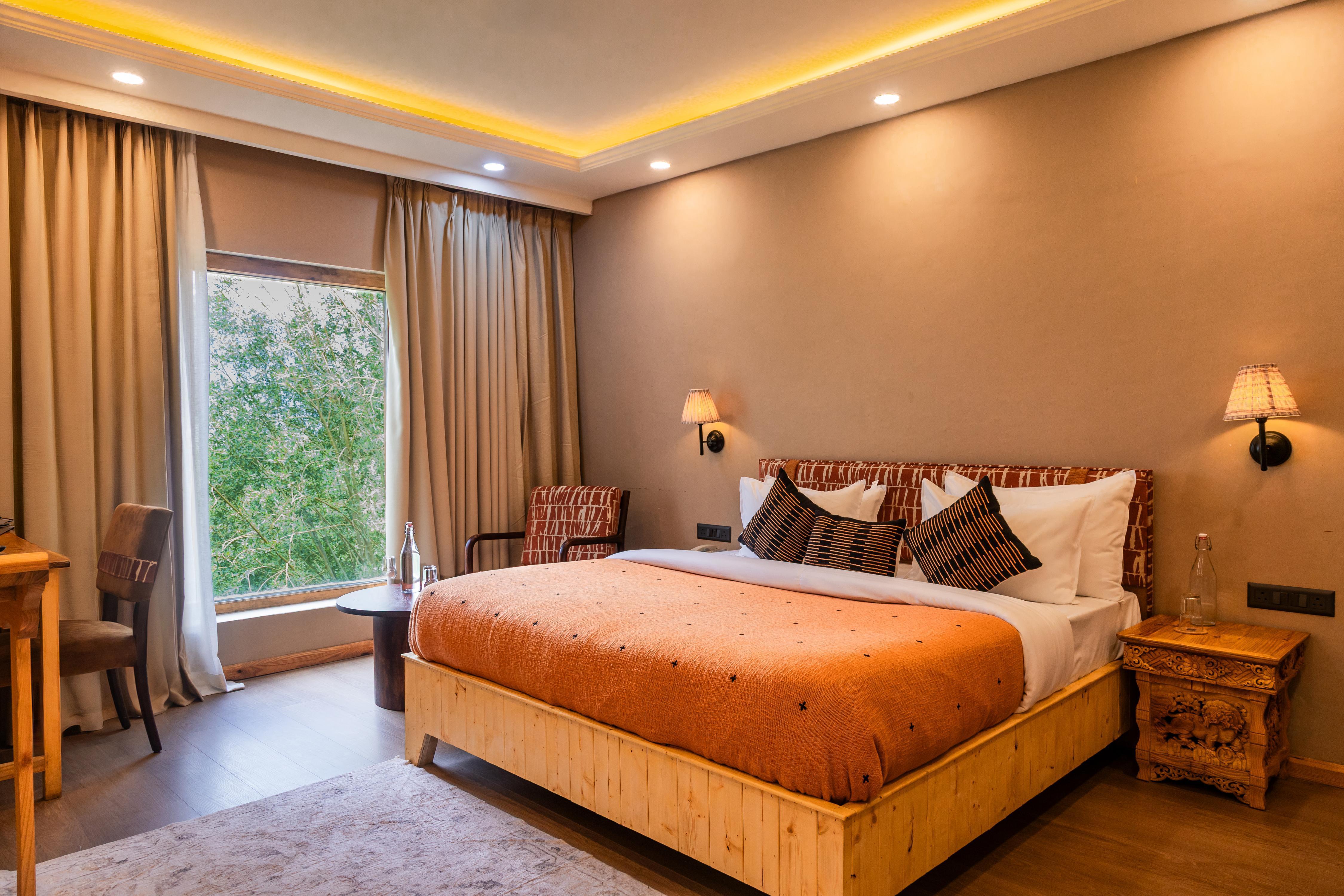 Aksai Boutique Hotel - Tap to explore photos