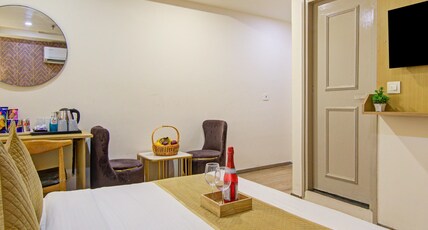 Hotel BluSky Anand Vihar By GreySky Group Room Type - Luxury Room with Air Conditioner Hotel BluSky Anand Vihar By GreySky Group Room Type - Luxury Room with Air Conditioner
