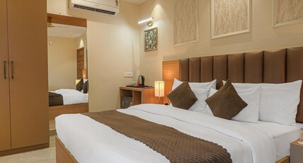 The Roseville Grand Room Type - Deluxe Room The Roseville Grand Room Type - Deluxe Room
