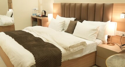 The Roseville Grand Room Type - Deluxe Room The Roseville Grand Room Type - Deluxe Room