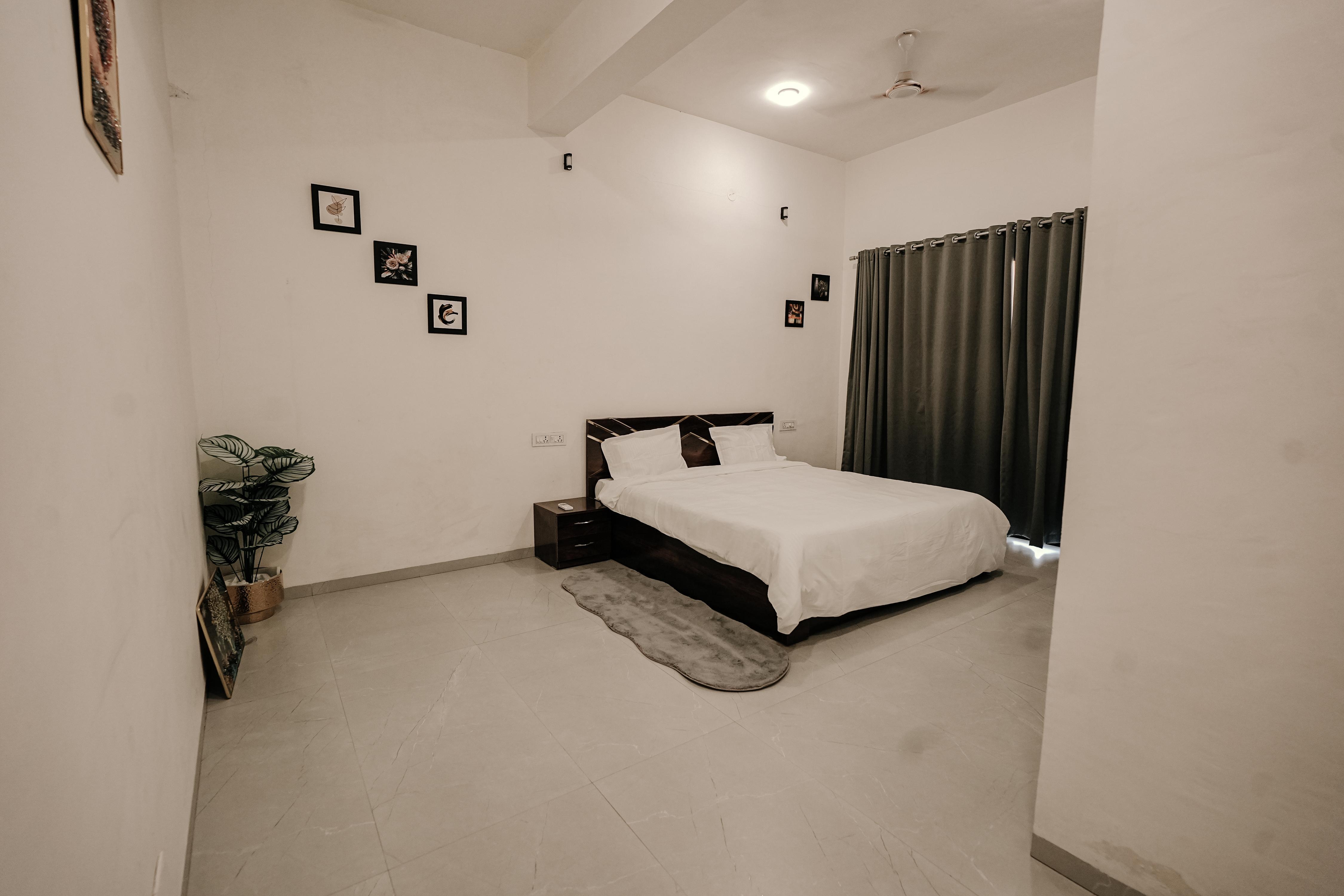 Twilight Haven - 4BHK with Swimming pool