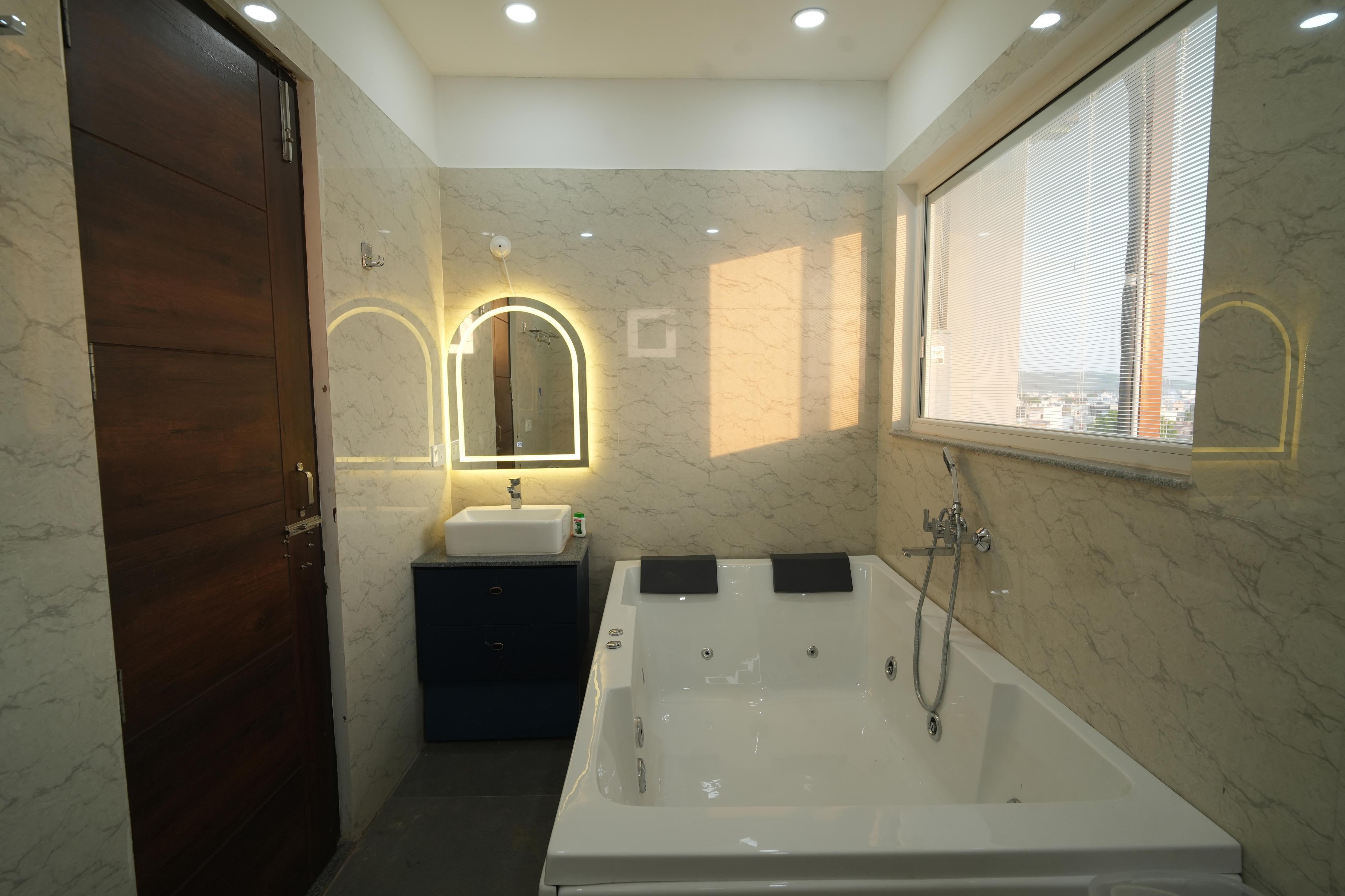 Gauraiya - Tap to explore photos