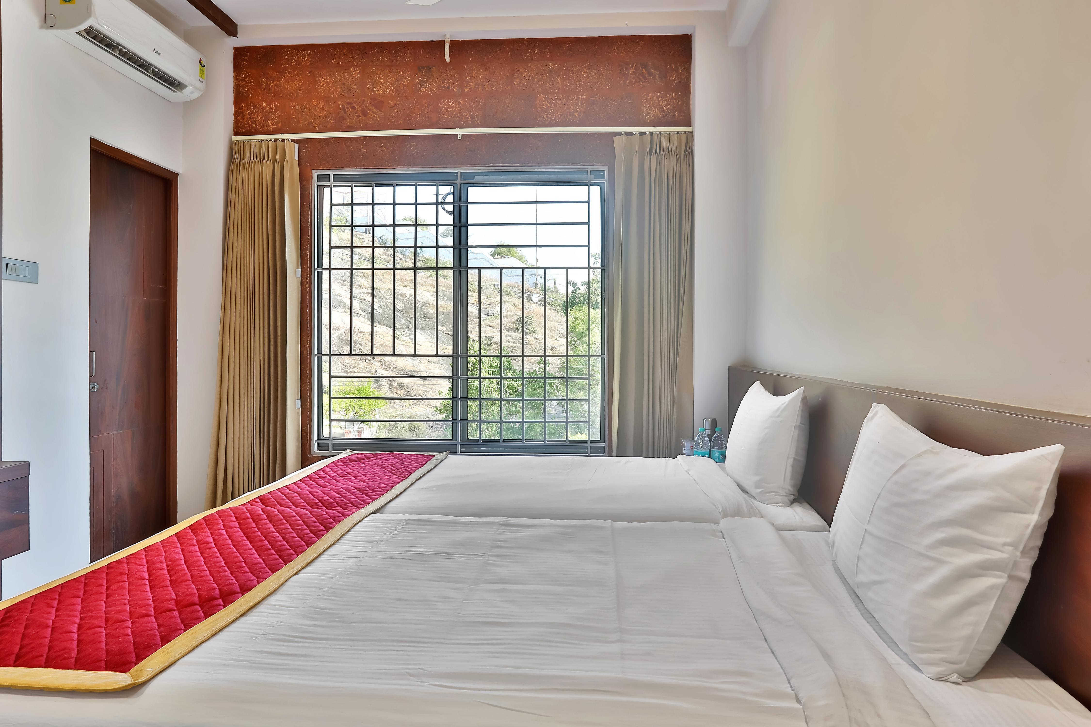 Shri Valli Residency - Tap to explore photos
