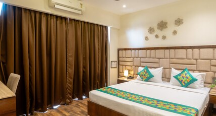 Treebo Calangute Beach Stay With Swimming Pool Room Type - Deluxe Family Room with Balcony