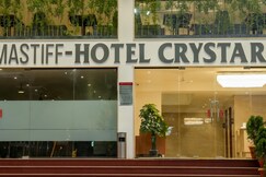 Mastiff Hotel Crystara, Jalgaon