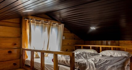 Hidden Valley Camp & Resort Room Type - Twin Sharing Wooden Cottage