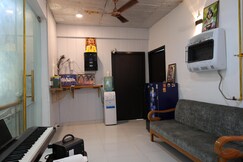 Executive Ashram Room 3