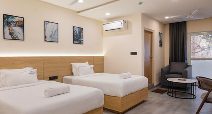HOTEL BLUE SAPPHIRE Room Type - Executive Twin Bed