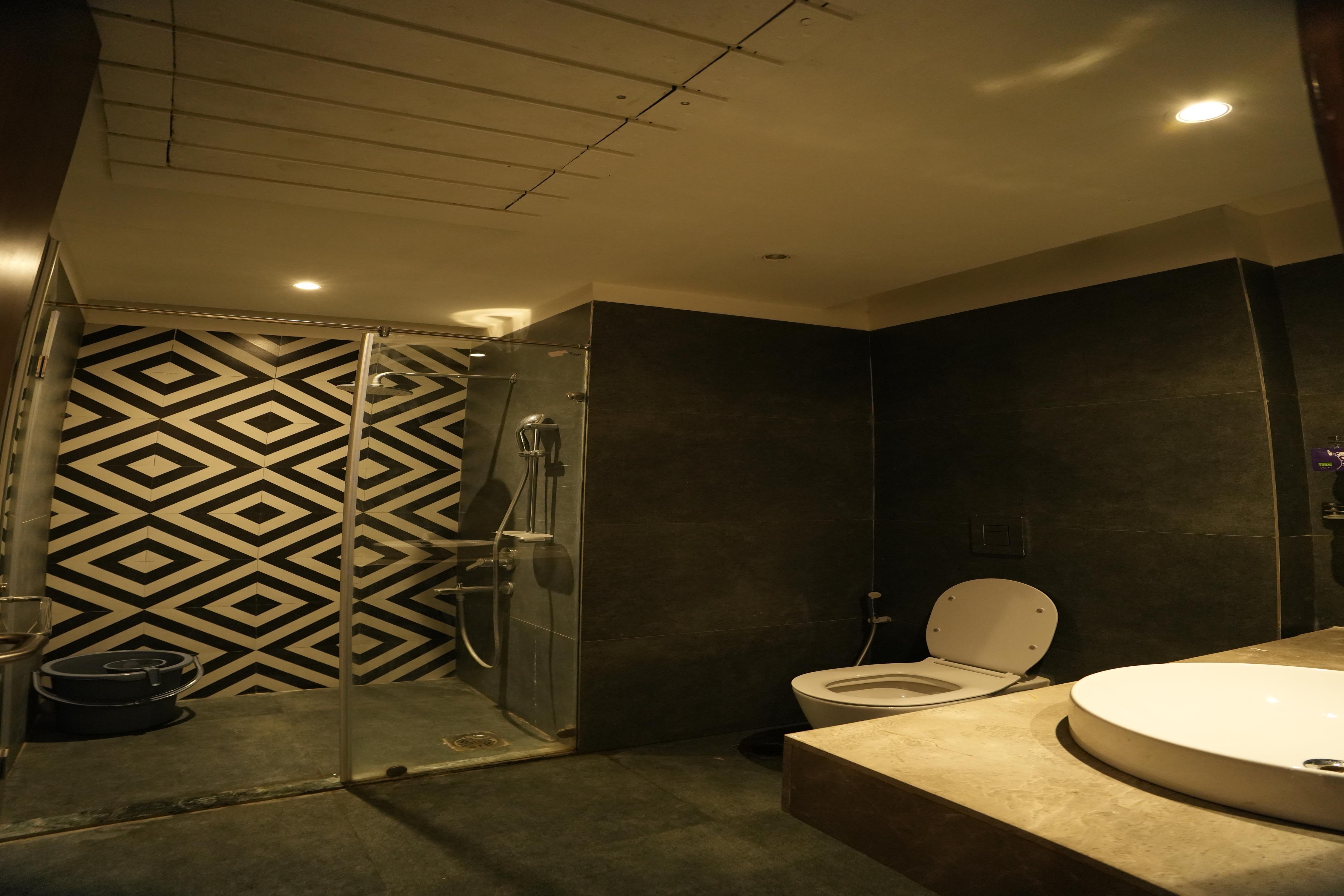 Namaste Bed & Breakfast With Jacuzzi I Noida - Tap to explore photos