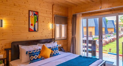 Zostel Homes Hampi Room Type - Standard Cottage (with balcony)