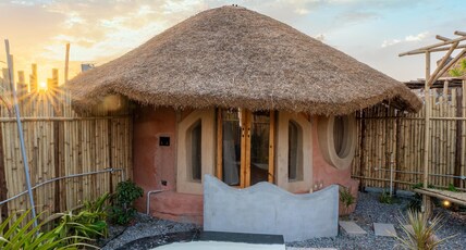 Mud House Hampi Room Type - Luxury Room with Mountain View casa 01 Mud House Hampi Room Type - Luxury Room with Mountain View casa 01