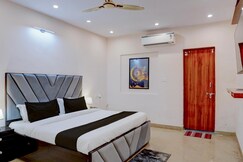 Photos of HOTEL O JJ Residency