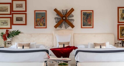 Calizz Room Type - MILE HIGH PLEASURE SUITE